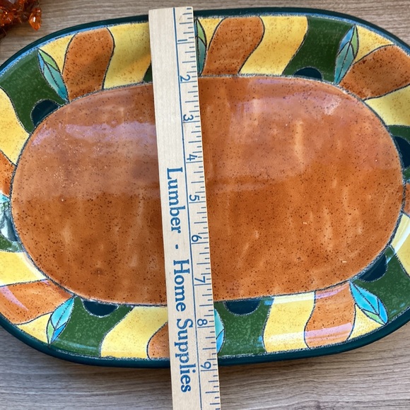 Artesa ceramic serving platter in fall’s color - Picture 7 of 16